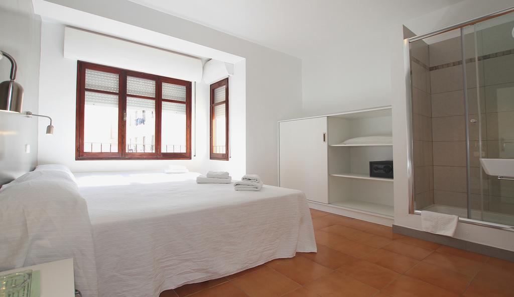 Hostal Ibiza Ripoll